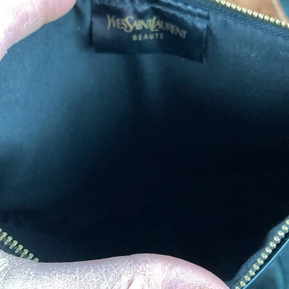 Yves Saint Laurent YSL beaute cosmetic clutch bag zipper pouch